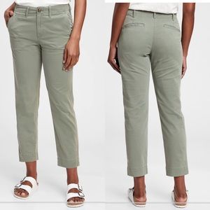 GAP High Rise Straight Leg